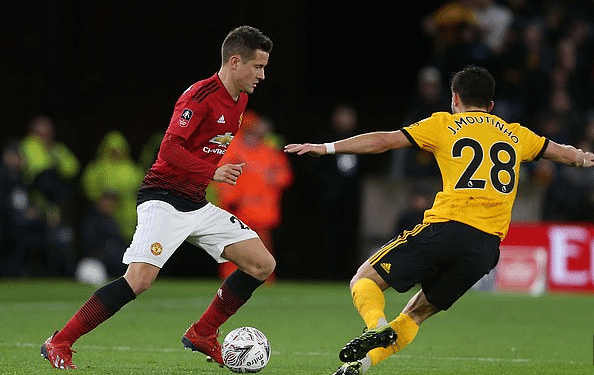 表现却令人 表现却令人