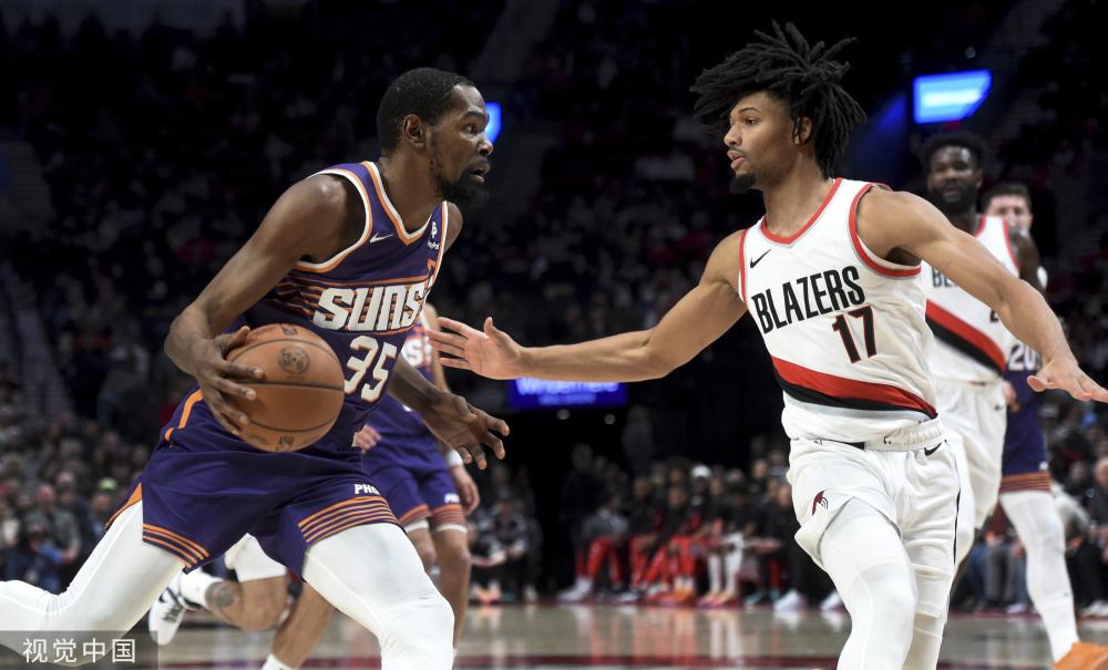 赛后采访中 赛后采访中